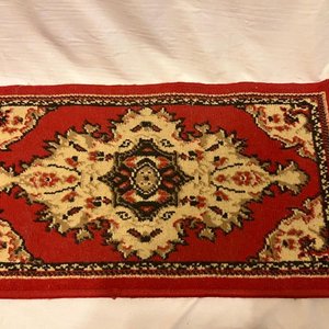 Lote anterior: Lote de Tres Alfombras Decorativas