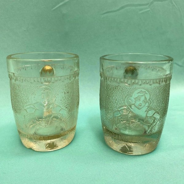 Dos tazas antiguas con motivos de Blancanieves - imagen 1
