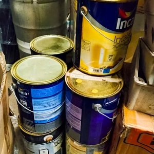 Lote anterior: Lote de Pinturas Inca: 9 Latas de 4 Litros y 25 Latas de 250ml y 1 Litro
