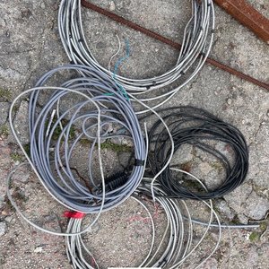 Lote siguiente: Lote de Cables Eléctricos Varios
