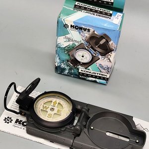 Lote siguiente: Brújula Konus Konustrek Plegable con Mira y Nivel