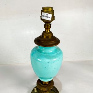 Lámpara de Sobremesa Antigua de Bronce y Vidrio Turquesa - imagen 3