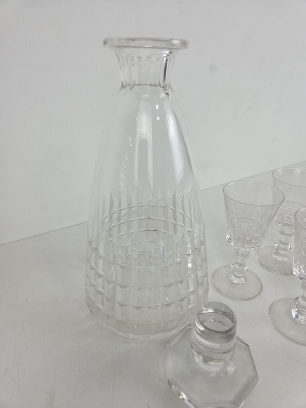 Juego de licor en fino cristal con botellón y copas - imagen 7