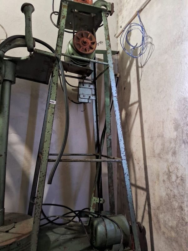 Máquina Recortadora de Chapitas para Calzado - imagen 1