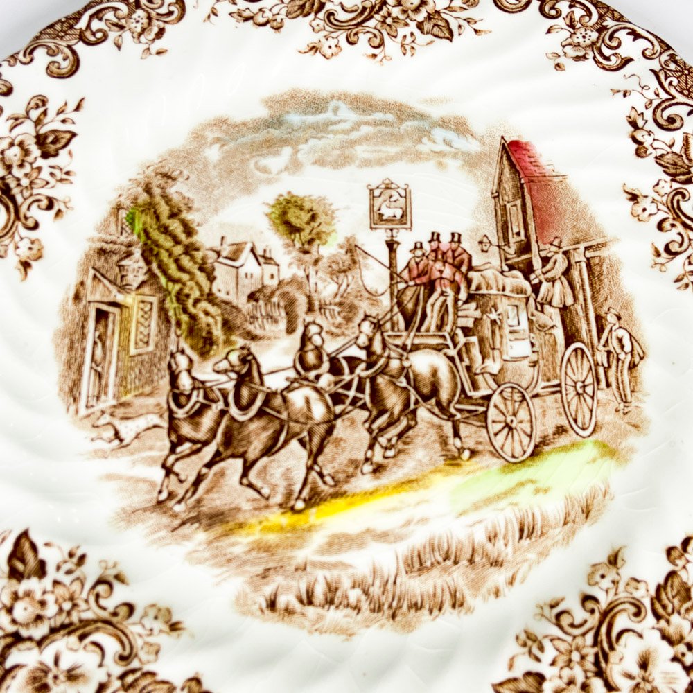 Plato de loza inglesa decorado con escenas de carruajes - imagen 2
