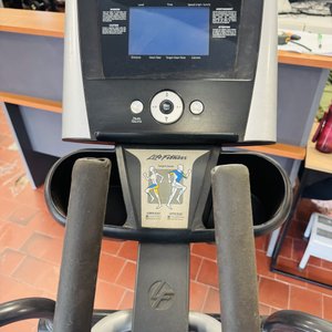 Elíptica Life Fitness Profesional - imagen 3