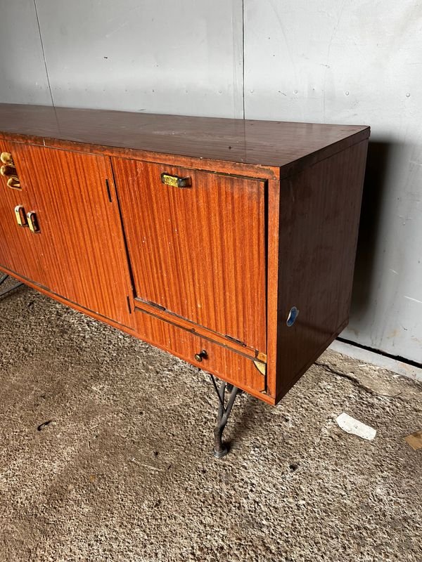 Item 890992 - Image 1