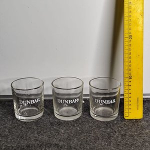 Lote siguiente: Vasos Gruesos para Whisky: 3 Dunbar, 2 Old Times, 1 Blenders