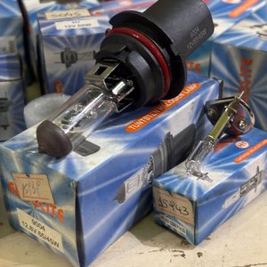 Lámparas Halógenas Eurolite H4 12V 130/100W y H1 12V 100W P43T - imagen 4