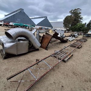 Lote siguiente: Lote de Estructuras Metálicas y Conductos Industriales