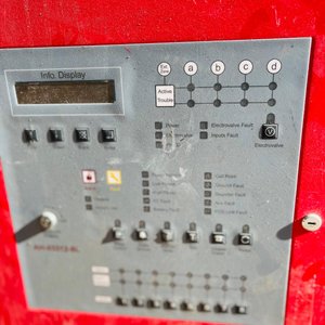 Tableros Eléctricos de Seguridad Rojo (2 Unidades) - imagen 2