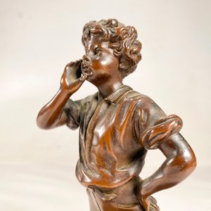 Escultura de Bronce "Niño con Bolos" - Altura 17 cm - imagen 4
