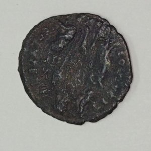 Moneda Romana Constantino el Grande Gloria Exercitus 2.2g - imagen 3