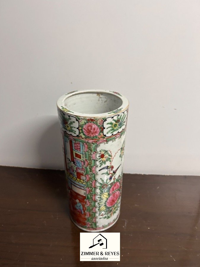 Florero de Porcelana con Diseño Oriental y Pájaros