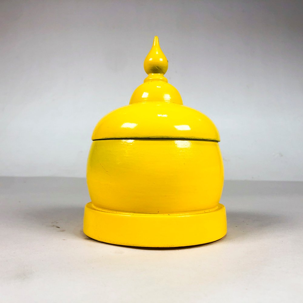 Potiche en madera con tapa amarilla de 16 cm - imagen 1