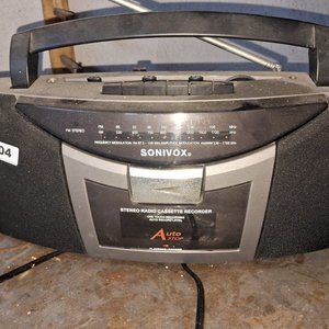 Radio Portátil Sonivox Stereo con Cassette y Grabador - imagen 2