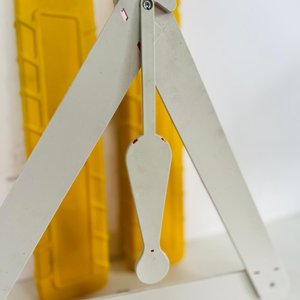 Par de Balizas Reflectivas Triangulares de Seguridad - imagen 3