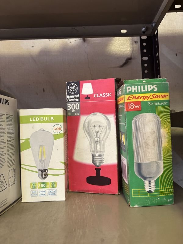 Lámparas LED y tradicionales en venta - imagen 1