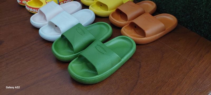Zapatillas infantiles con diseño de dinosaurio - imagen 2