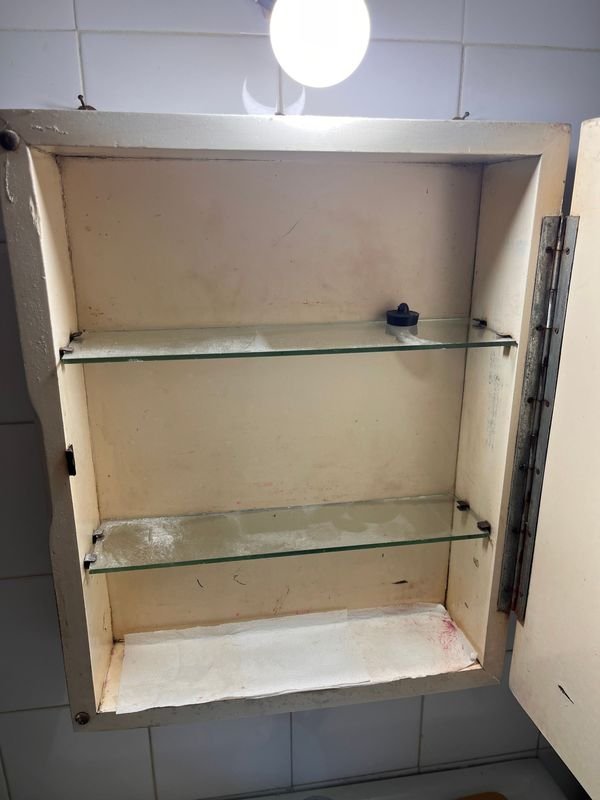 Botiquín de baño con espejo - imagen 2