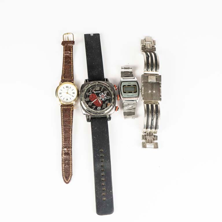 Lote siguiente: Relojes de reloj para hombre y mujer