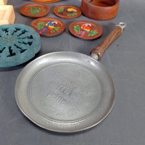 Lote de 6 piezas decorativas: Plato Monaco, apoya vasos, jabonera y más - imagen 6