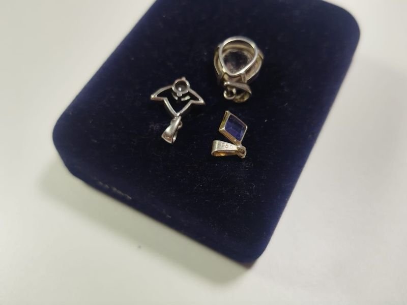 Item 856836 - Image 1