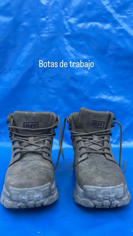 Lote siguiente: Botas de trabajo t41 - Calzado para hombres y mujeres