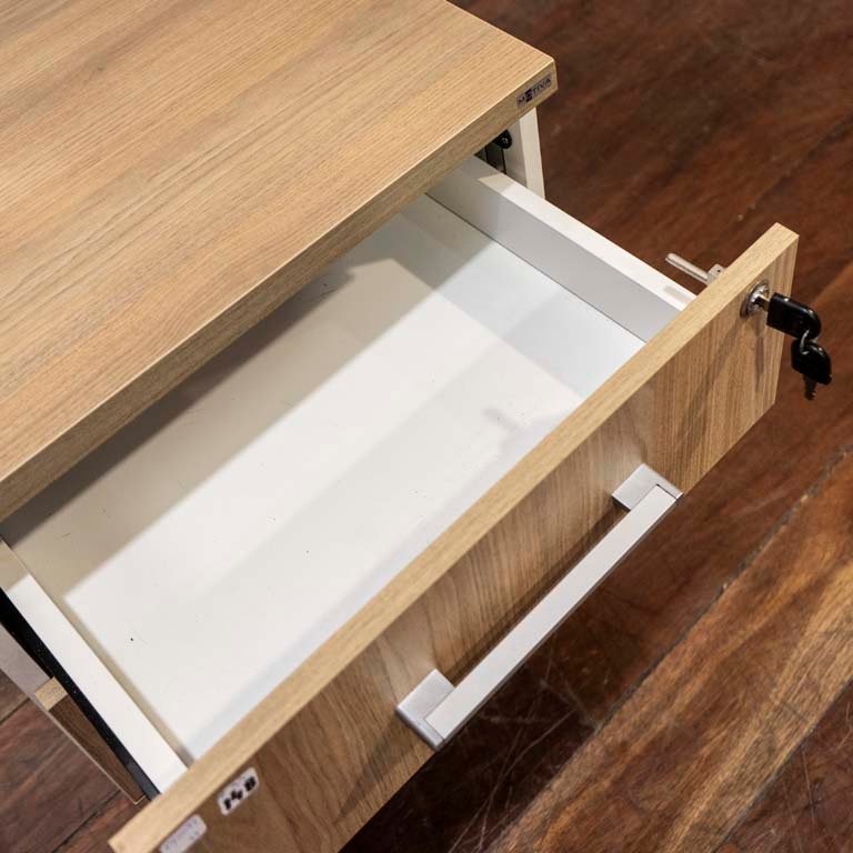 Item 2104428 - Image 1