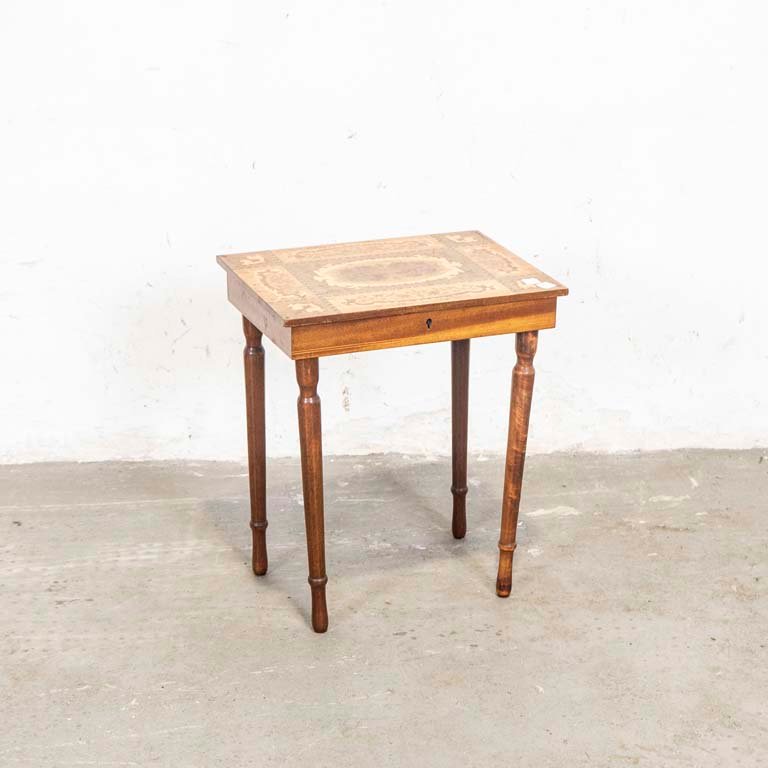 Item 2106262 - Image 0