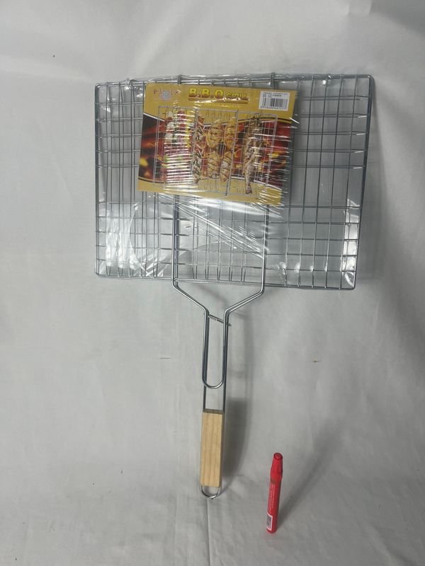 Parrilla Metálica para Asado con Mango de Madera