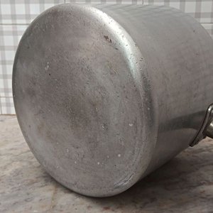 Olla a Presión Antigua de Aluminio - Capacidad Aprox. 5 Litros - imagen 4