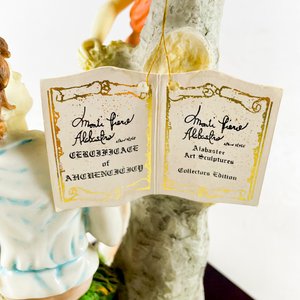 Figura Alabastro Pareja Recolectando Frutas Árbol 33 cm - imagen 5