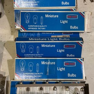 Lotes de Lámparas Miniatura 6V, 12V y 24V - imagen 3