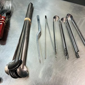 Lote de Cubiertos Tramontina y Condor: Untadores, Cuchillos, Tenedores y Cucharas - imagen 3