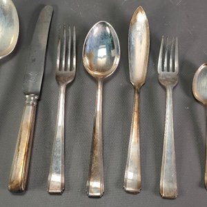 Juego de 148 Piezas Cubiertos Ingleses Art Decó de Alpaca Bañada en Plata - imagen 13