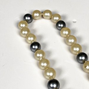 Dos Collares de Perlas de Fantasía con Broche Decorado - imagen 8