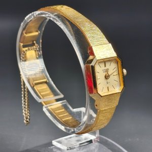 Dos Relojes de Dama Dorados: Citizen Octogonal y Antiguo Águila 17 Rubíes - imagen 3