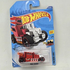 Lote anterior: Hot Wheels Pixel Shaker Rojo y Plateado Coleccionable