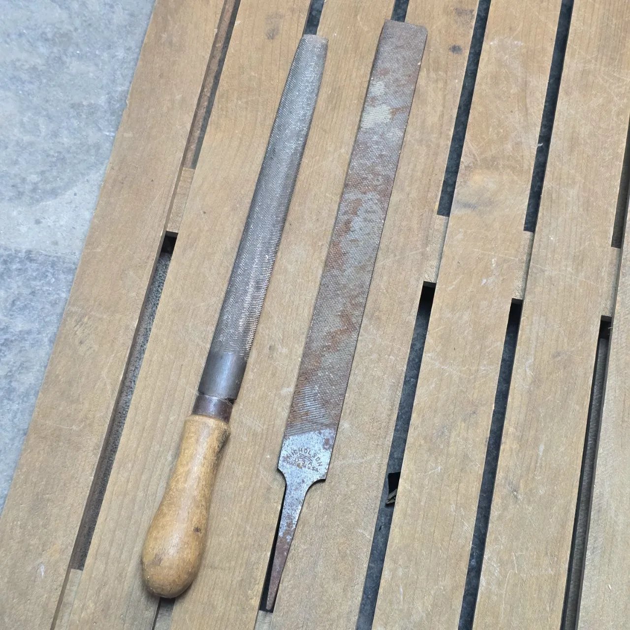 Lote siguiente: Herramientas de metal y madera para trabajo