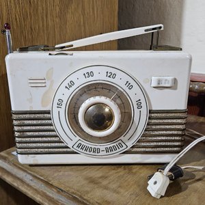 Radio Antigua de Colección "Akkord-Radio" - Década de 1950 - imagen 3