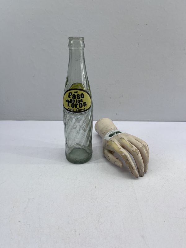 Botella Antigua Agua Tónica Paso de los Toros - imagen 1