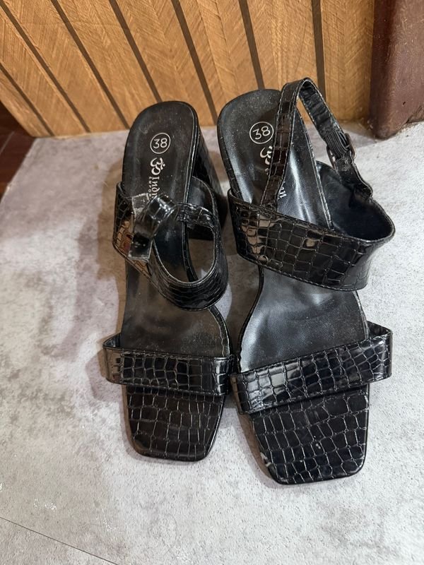 Sandalias Negras Talle 38