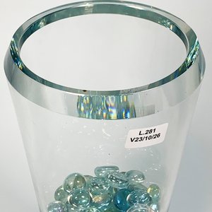 Florero Cónico de Cristal con Almendras de Vidrio Decorativas - imagen 3