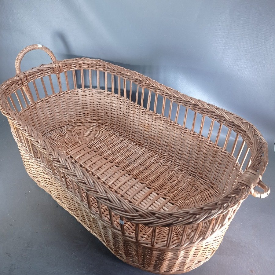 Item 15898 - Image 0