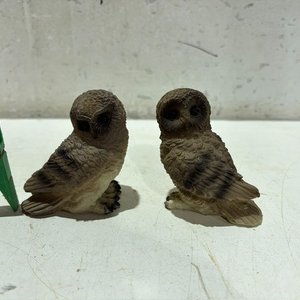 Lote siguiente: Par de Búhos Miniatura Decorativos