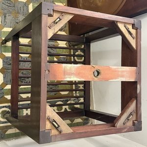 Mesa Auxiliar de Madera con Plato Giratorio de Cobre - imagen 8