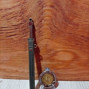 Espada Miniatura o Abrecartas de Metal Estilo Chino Jian - 12 cm - imagen 1