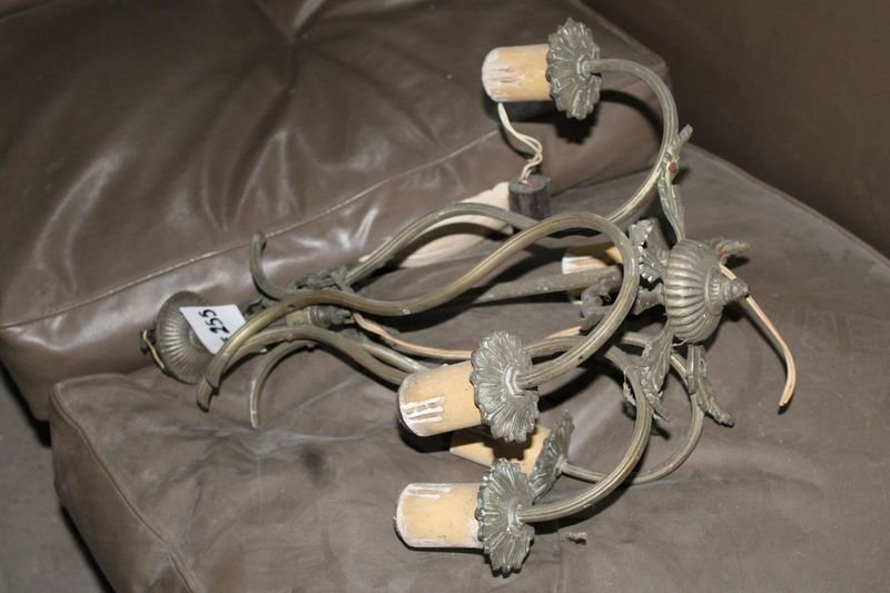 Item 856189 - Image 0