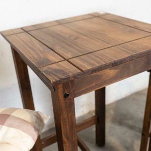 Juego de Mesa Desayunador Alta con Dos Sillas y Almohadones - imagen 2